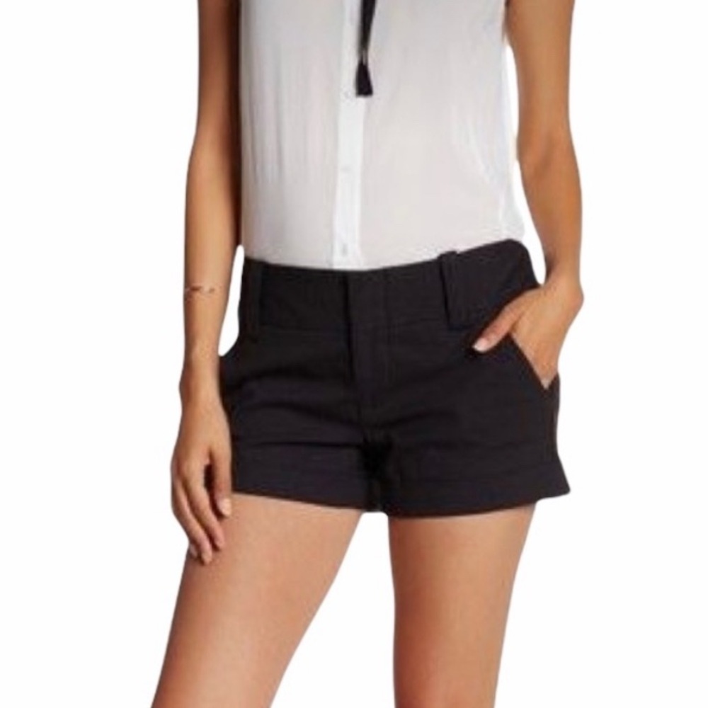 Alice + Olivia Black Cady Cuff Shorts Size 10 Micro Shorts Casual Cotton